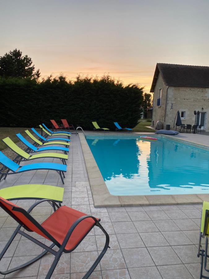 Kourline Villalunoterie Futuroscope Piscine Spa Oyre Exteriör bild